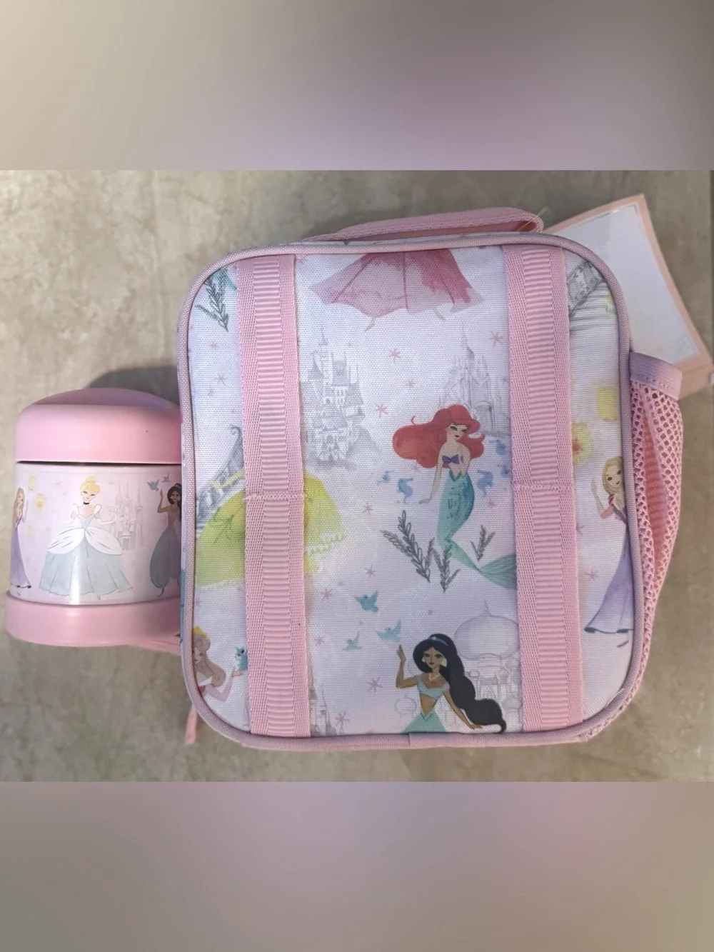 Disney Princess Castle Mackenzie Lunch Box and Hot/Cold Container - Picture 4 of 12